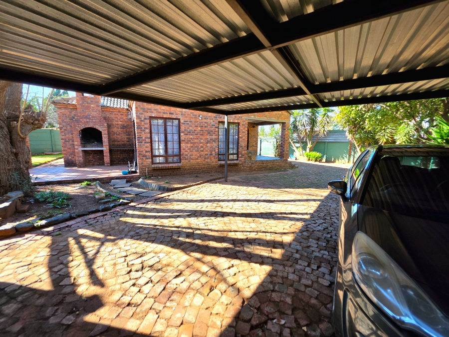 3 Bedroom Property for Sale in Universitas Free State